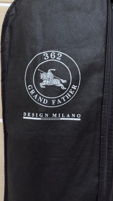 Костюм двойка: брюки и пиджак