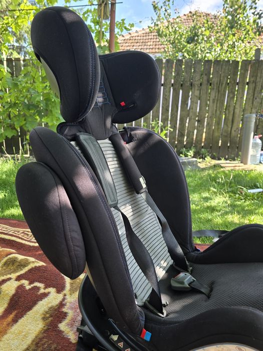 Scaun auto rotativ Chicco Unico EVO i-Size, Black (Negru), de la naste