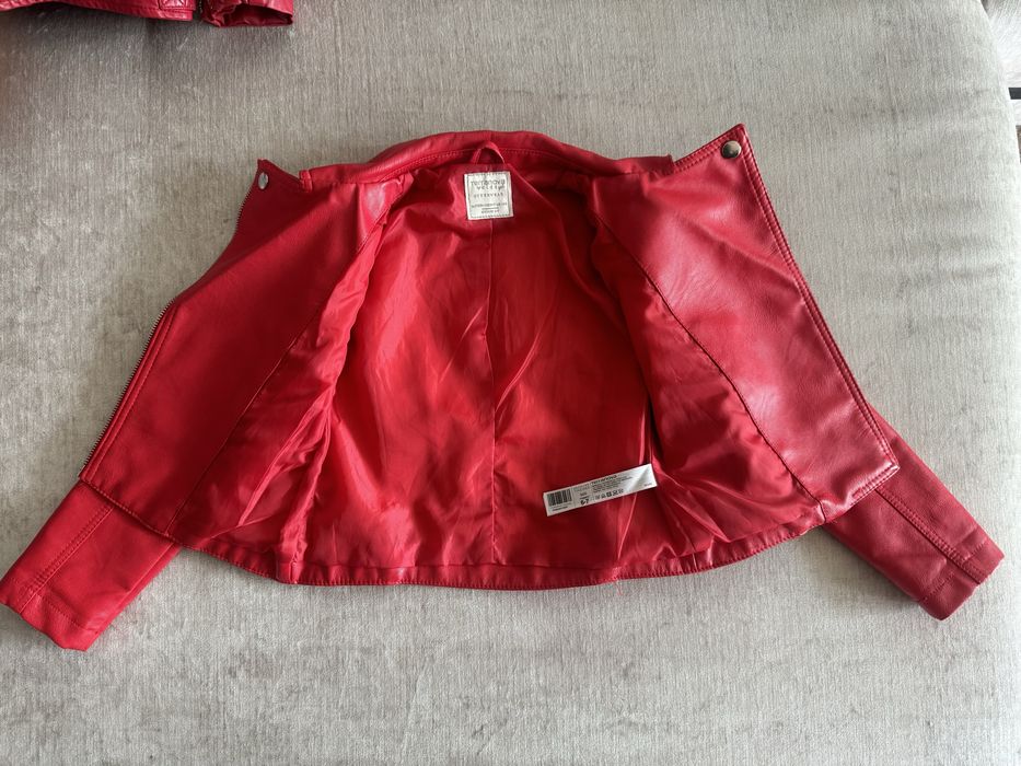 Куртка на девочку