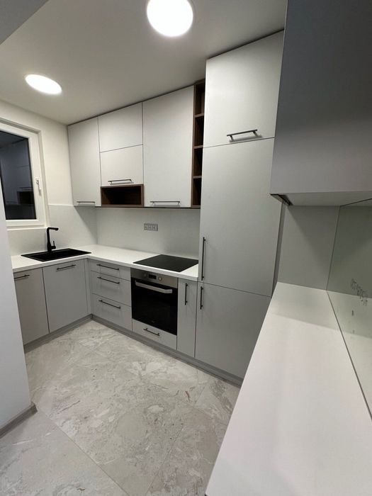 Дава се под наем Тристаен апартамент в Бургас, Лазур - 90 кв.м за 1047.03 € - Снимка #3