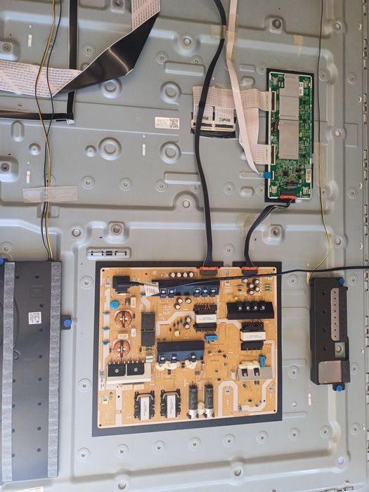 Samsung 65q80b на части