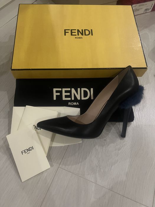 Женская обувь (туфли и ботильоны