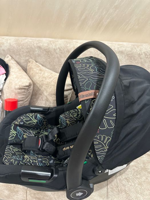 Кошница за кола за новородено