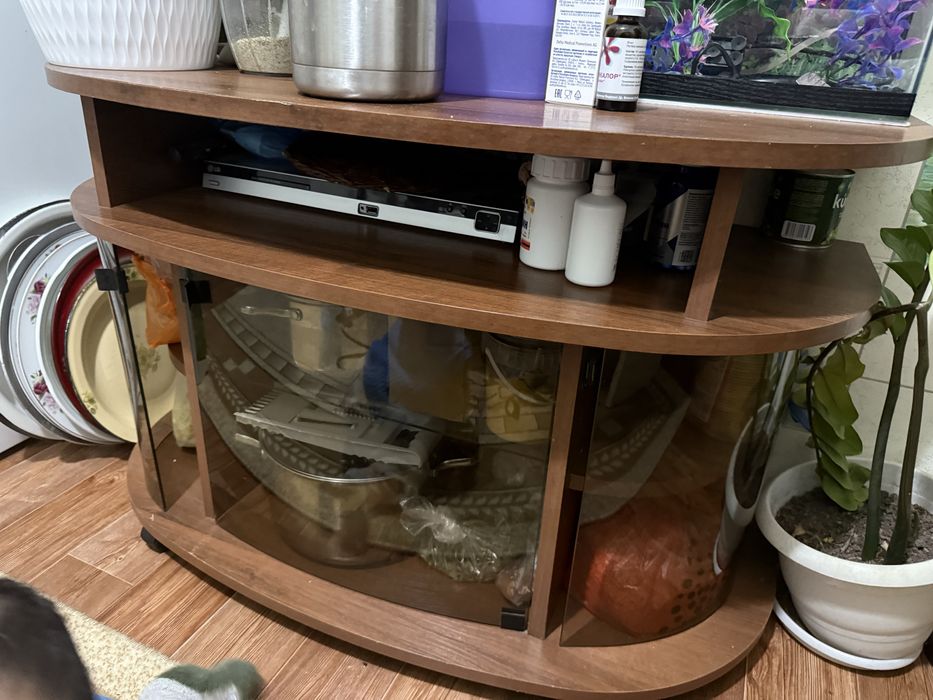 Падставка для телевизора