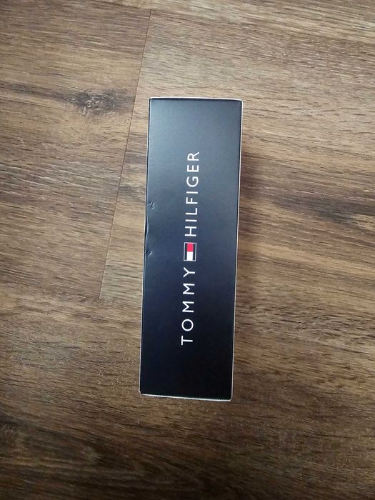 Парфюм Tommy Hilfiger