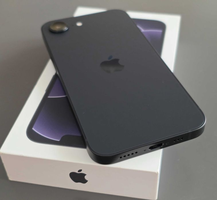 iPhone 17e, 512 GB, 8 GB RAM, 5G, Black, nou