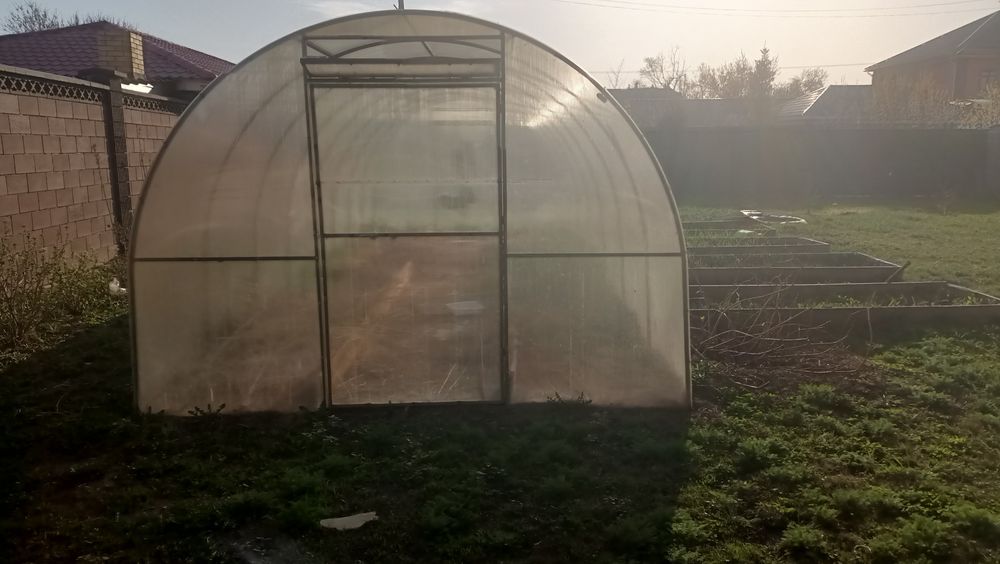продам теплицу 100 000
