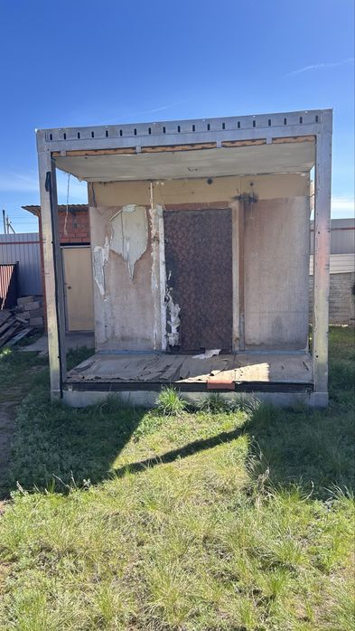 Продается жилой вагончик 3*5