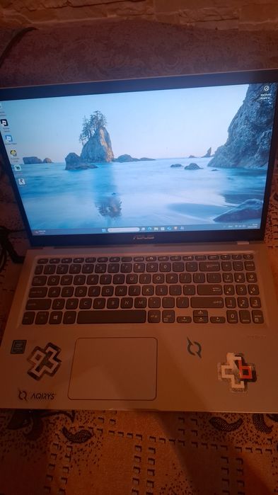 Laptop asus low gaming