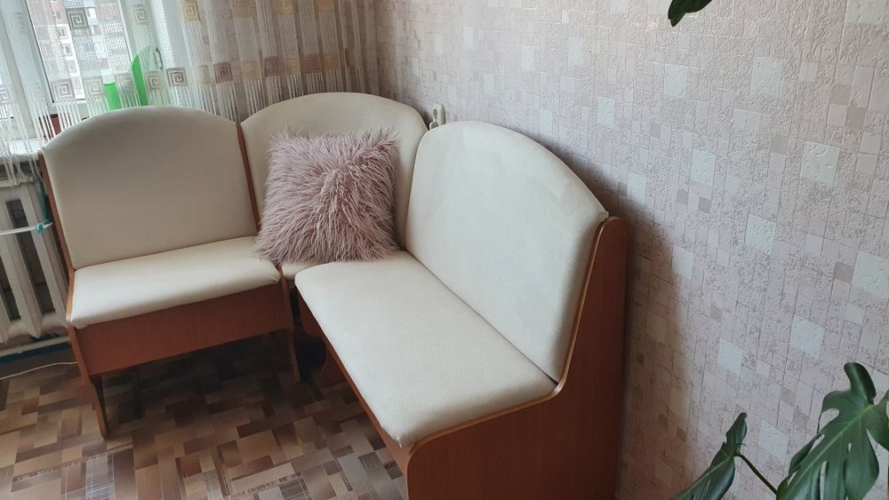 Кухонный угловой диван б/у