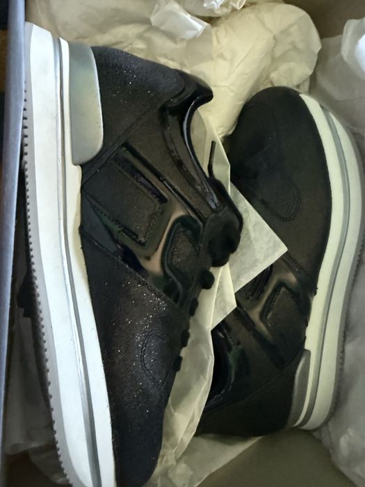 Vand adidasi dama Hogan