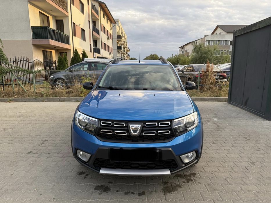 Dacia Sandero Stepway 0.9 TCe 90 CP Easy-R | Automat | 53.600 km | Navi | Cameră | Climatizare