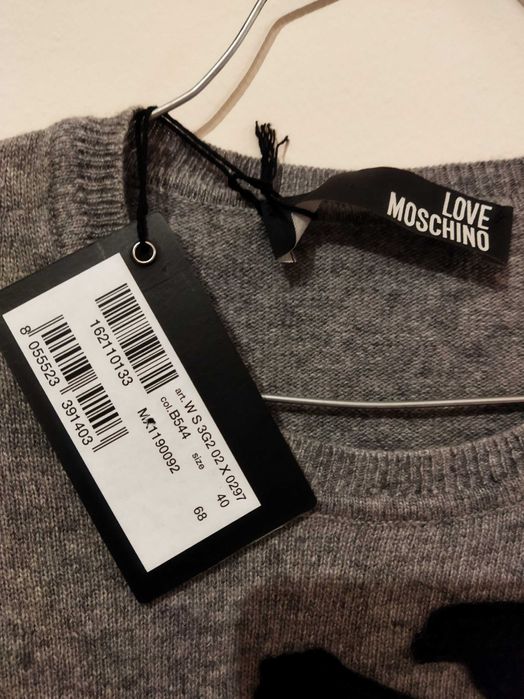 Дамски пуловер LOVE MOSCHINO