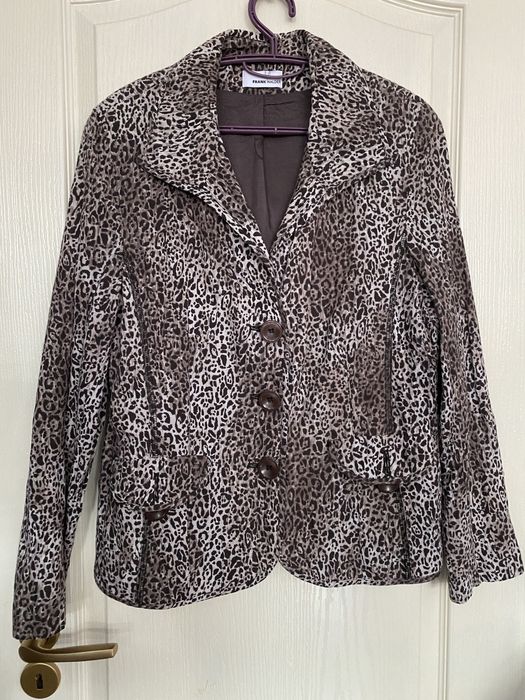 Sacouri de damă diverse mărimi