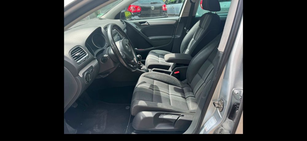 VOLKSWAGEN Golf 2012 — imagine 5