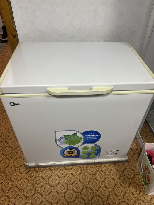Продам морозильник Midea. Морозильную камеру