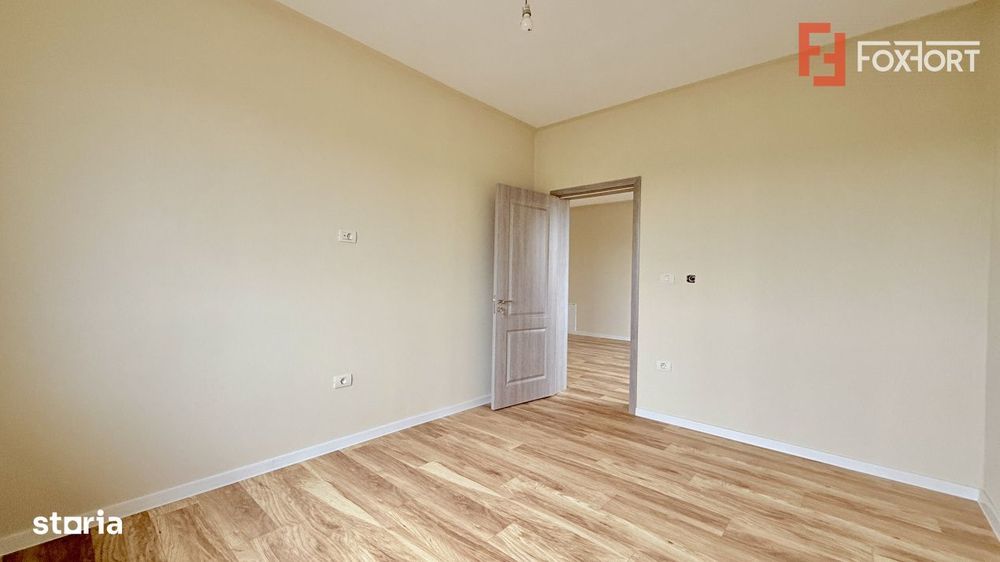 Duplex pe parter 4 camere Ghiroda