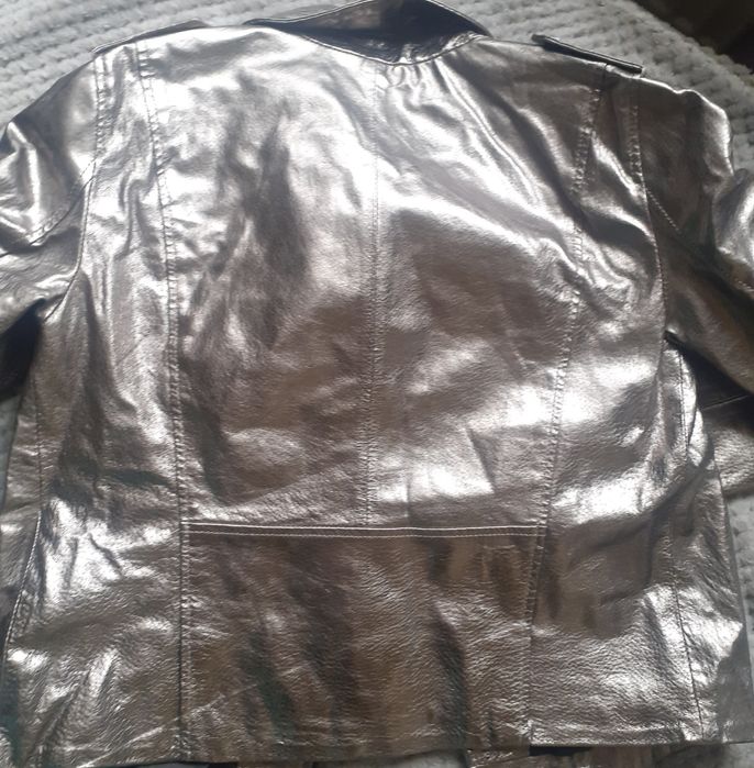 Calvin Klein geaca / pluovar