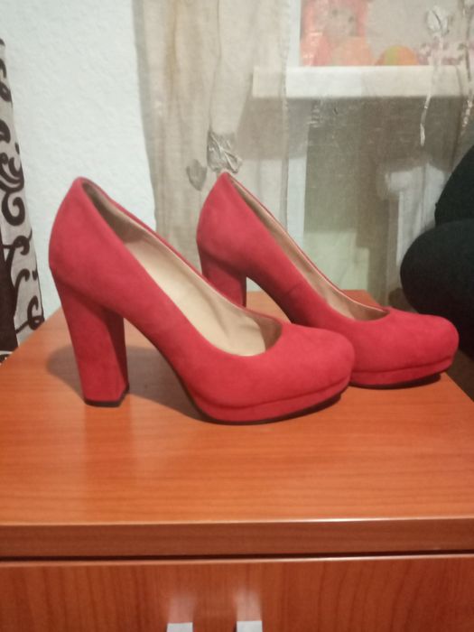 Одежда и обувь бу