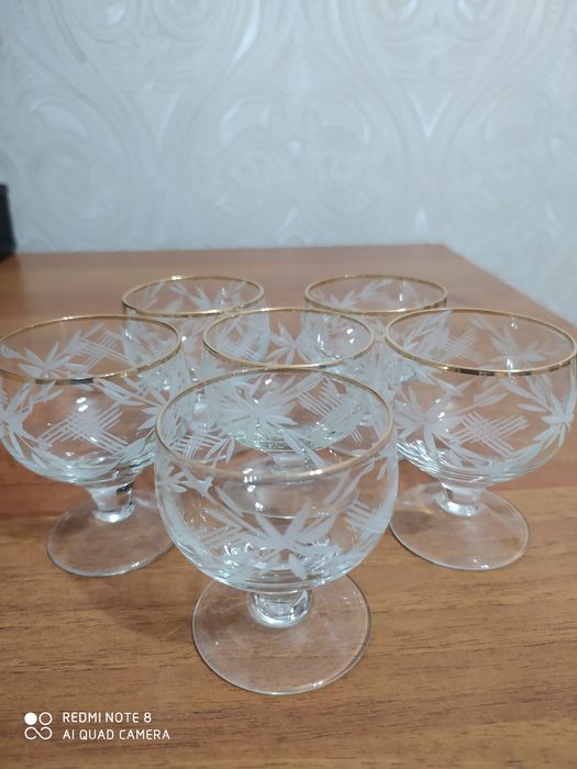 Стеклянные стопки,  фужеры
