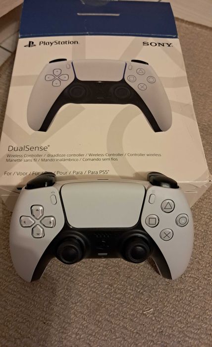 Play station 5 джойстик като НОВ!