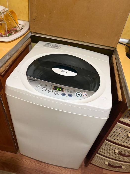 Стиральная машинка LG  б/у 7кг