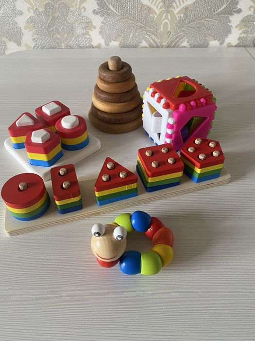 Развивающие игрушки
