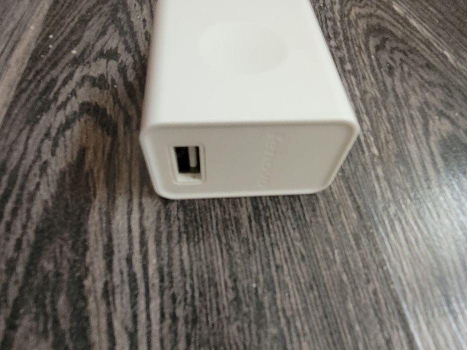 Продам зарядное устройство