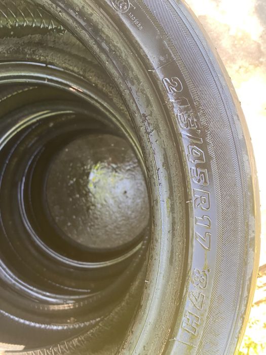 Kumho Solus KH17