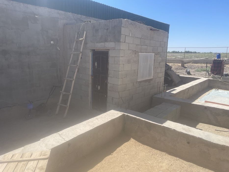 Жай сатылади шымбайда