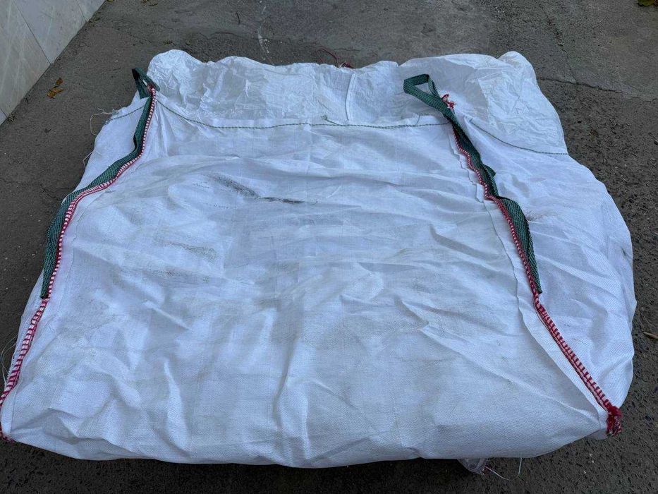Qop (Мешок) b/u 67x45 sm 25 KG Donasi 500 so'm. 1.250 KG 10.000 so'm.