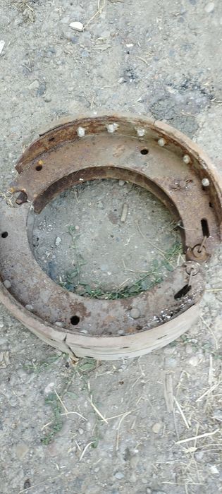 Тормозные колодки на грузовое авто