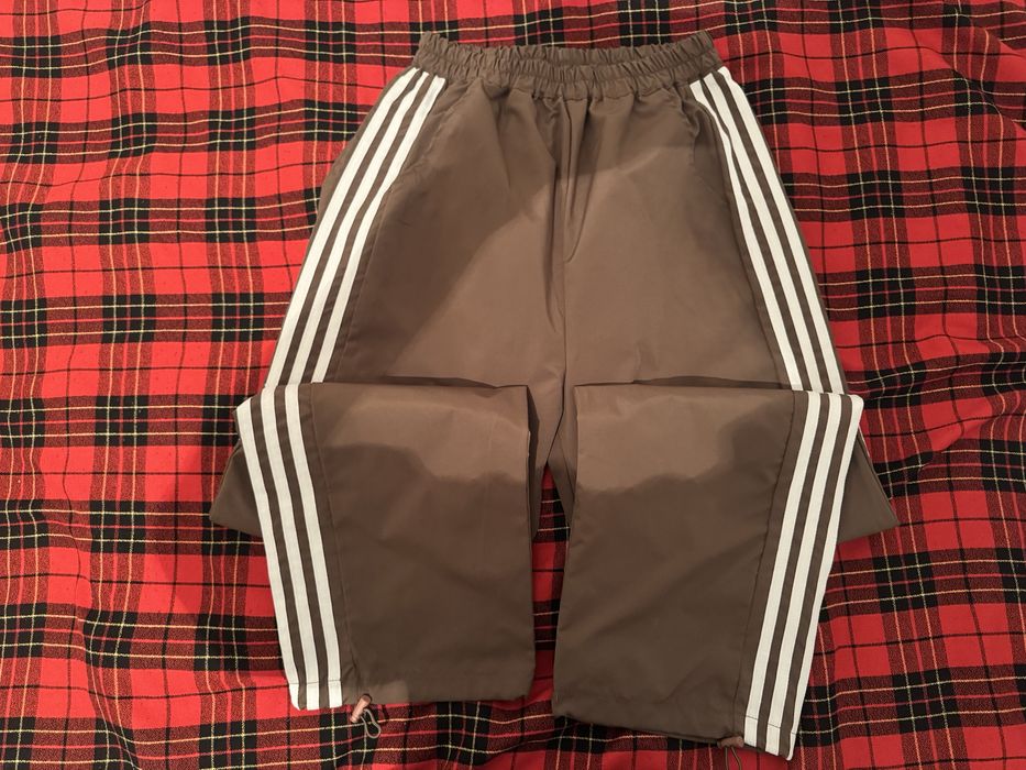 Двойка с брюками