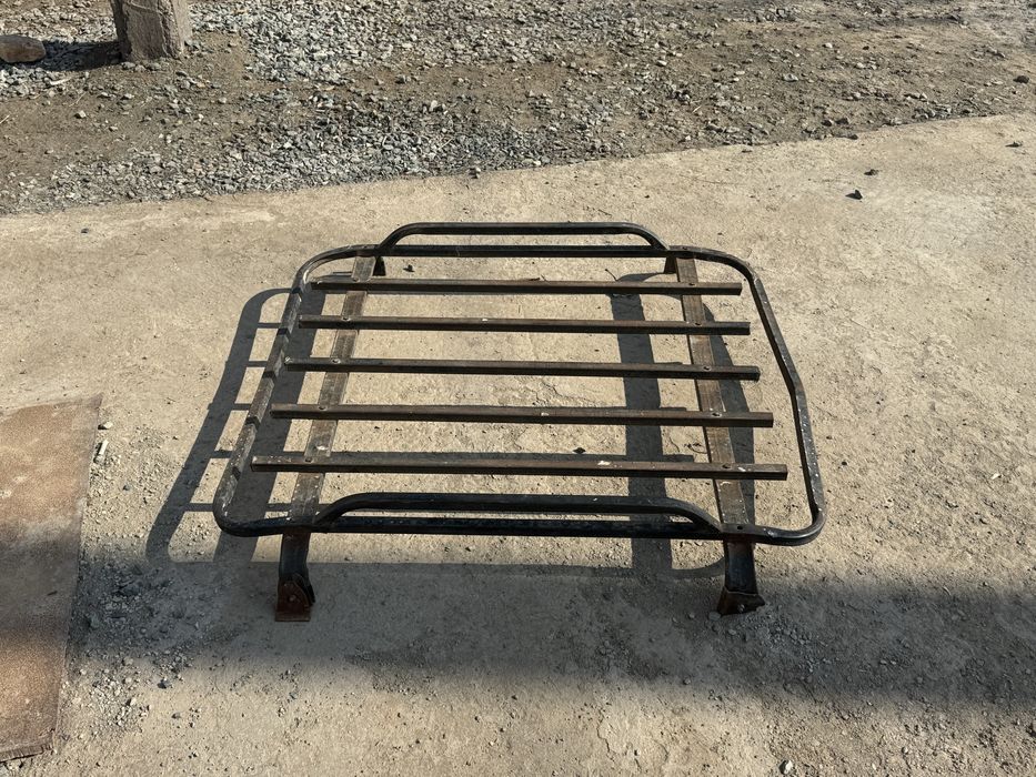 Bagajnik багажник narxi 100 ming som holati zor sinmagan qishaymagan