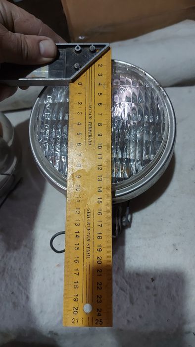 Фары, можно как противотуманные