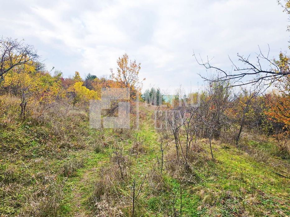 Продава се Парцел в София, в.з. Врана - Герман - 2000 кв.м за 133 €/кв.м - Снимка #1