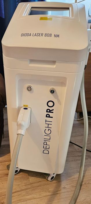 Aparat epilare definitiva cu laser dioda Depilight Pro 808