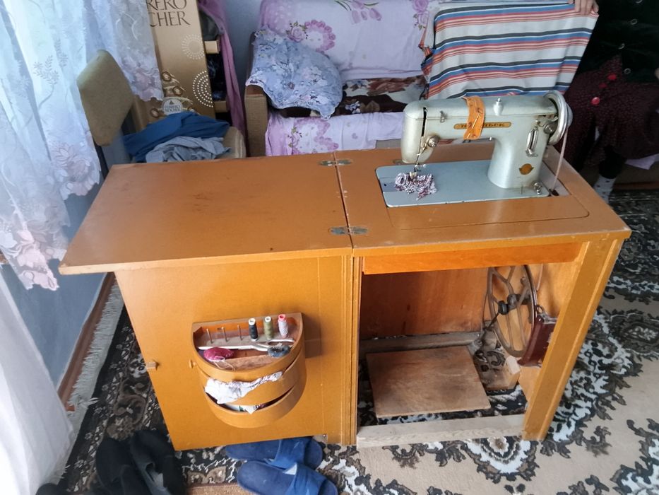 Швейная машинка рабочея