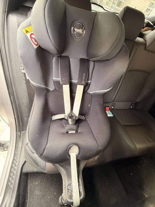 CYBEX Стол за кола с база (61-105см) SIRONA SX2 I-SIZE