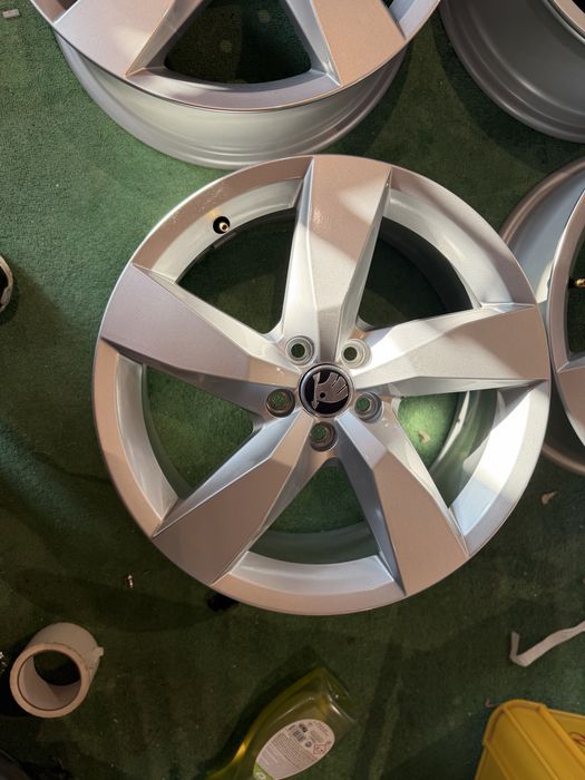 Jante Aliaj 17 5x100 Chesterfield Origianle Skoda Scala Kamiq Rapid