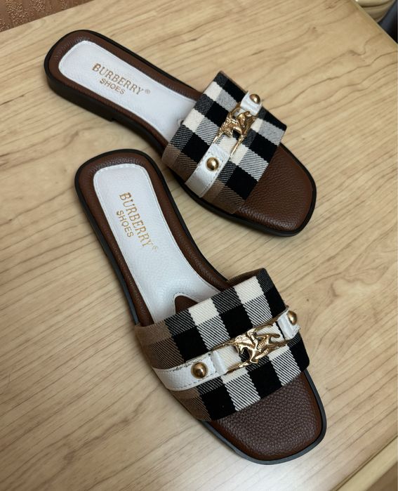 Шлёпанцы босоножки сандали