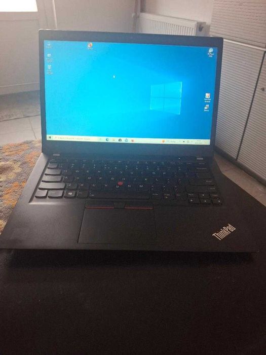 vand laptop lenovo T490s