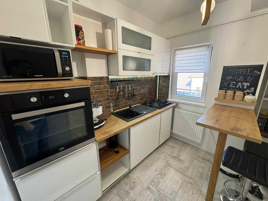 Apartament spațios decomandat – Rediu, Str. Soarelui – complet mobilat