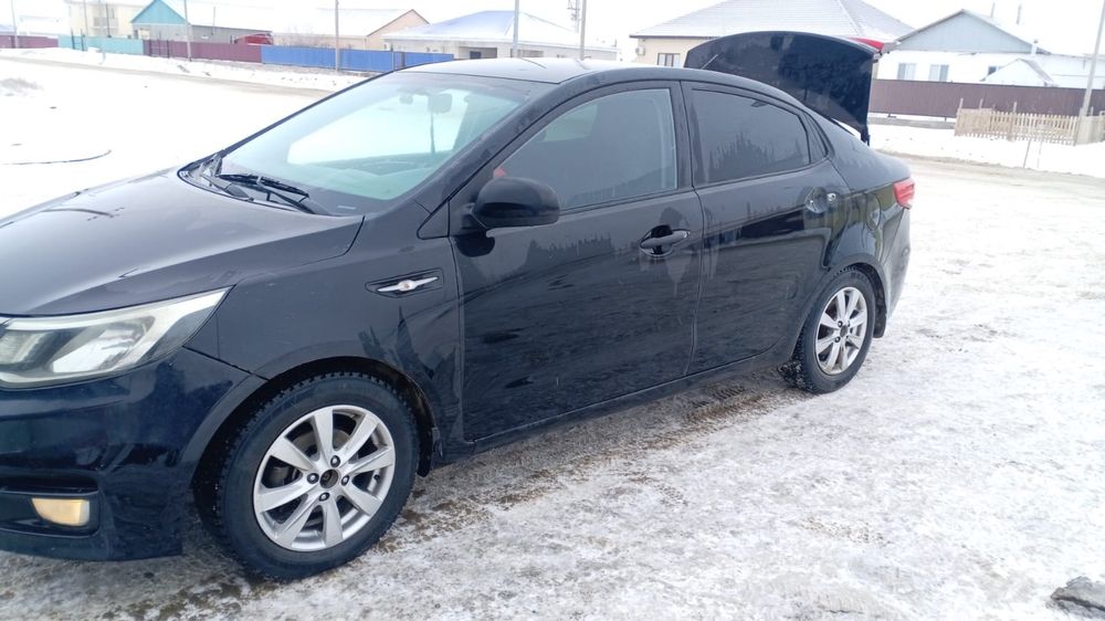 Kia rio. 2015  срочно продам