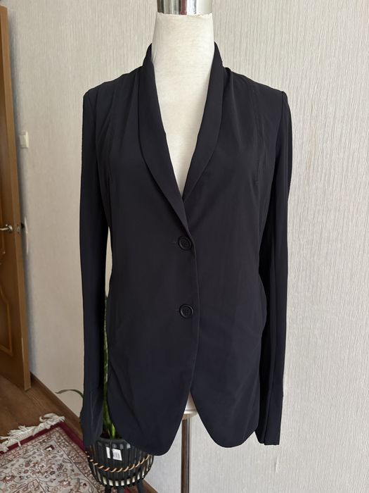 Пиждак приталенный