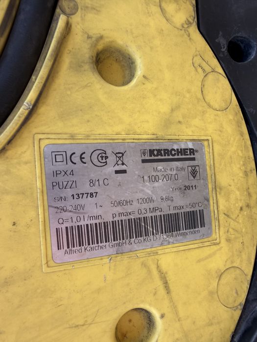 * KARCHER Puzzi 8.1C оригинал Италия профессиональный пылесос для химч