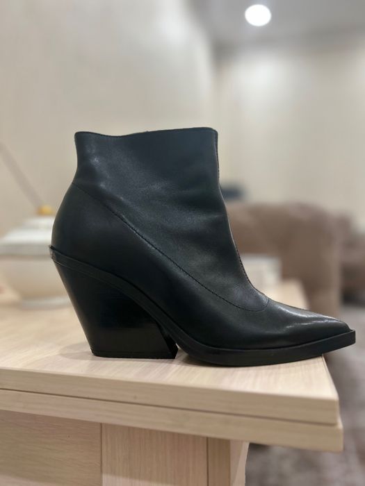 Сапоги От Zara кожаные