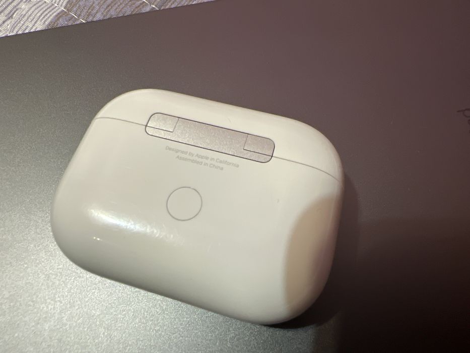 Airpods pro 2 case/кейс оригинал/