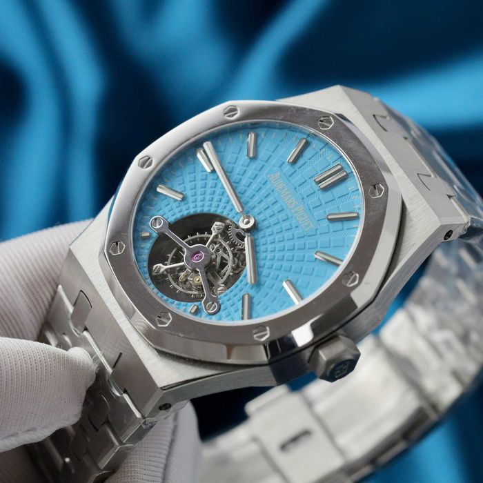 audemars piguet royal oak  активен турбийон