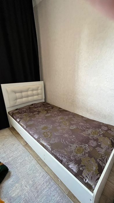 Шкаф и кровать  срочно продам
